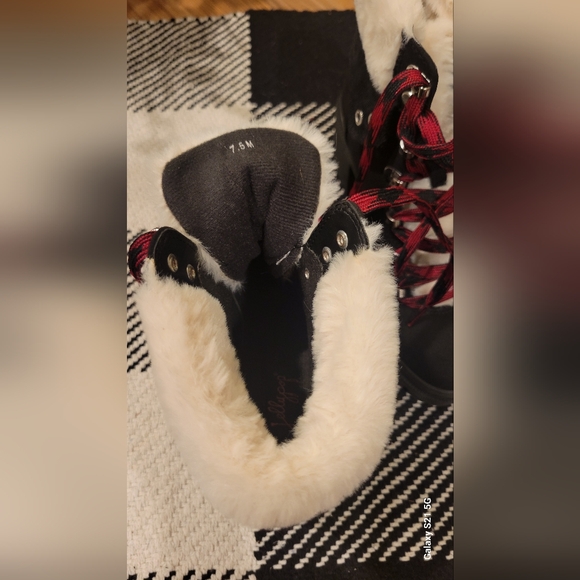 Jellypop Mission Black Boots, size 7.5 - Picture 7 of 11